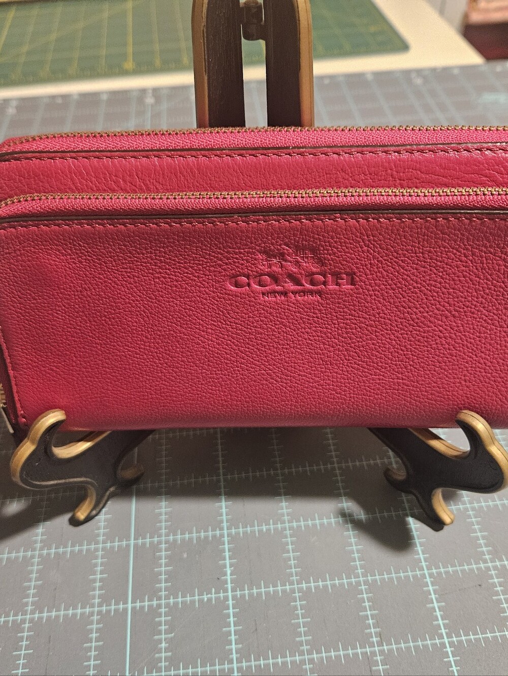 Coach Madison Phoebe Pink Wallet double compartment wristlet strap EUC